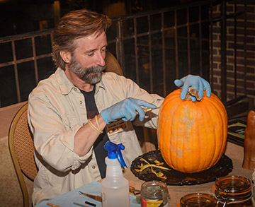 Pumpkin Carver Extraordinaire