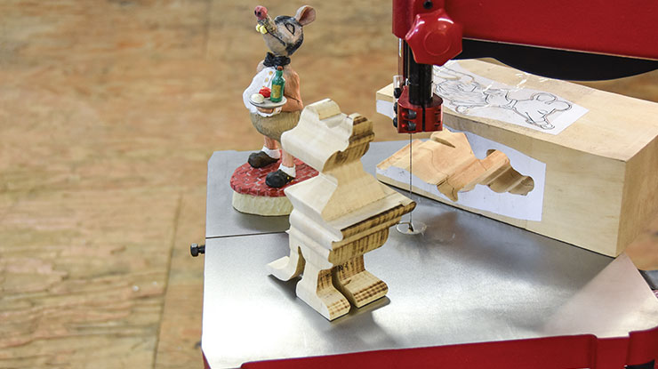 We Review the New Pégas Scroll Band Saw
